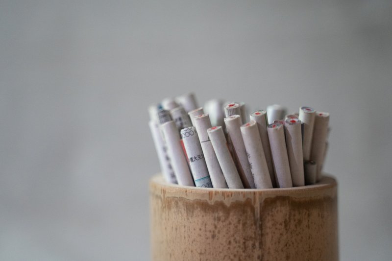 廢物再造 廢紙筆 香港報紙 1支入 顏色筆 - 其他 - 紙 