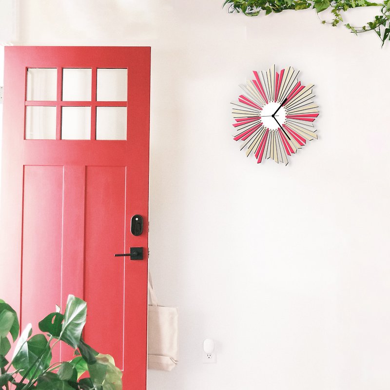 The star - contemporary large size silver + pink wooden wall clock, - นาฬิกา - ไม้ สึชมพู