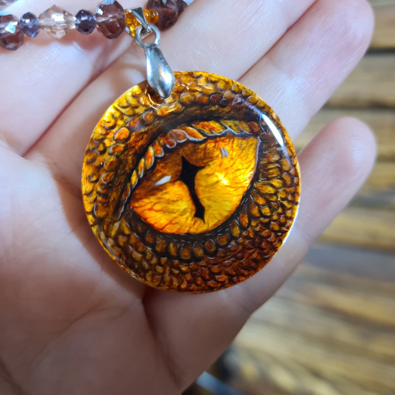 Dragon Eye necklace Pearl pendant Christmas Gift Wrapping Hand painting - 項鍊 - 珍珠 橘色