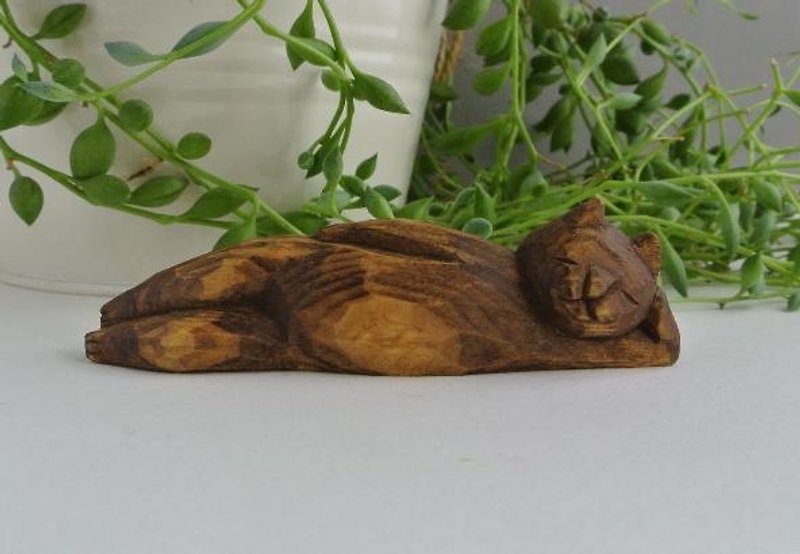 Nap Cat Wood Carving Object Figurine Doll - Items for Display - Wood Brown