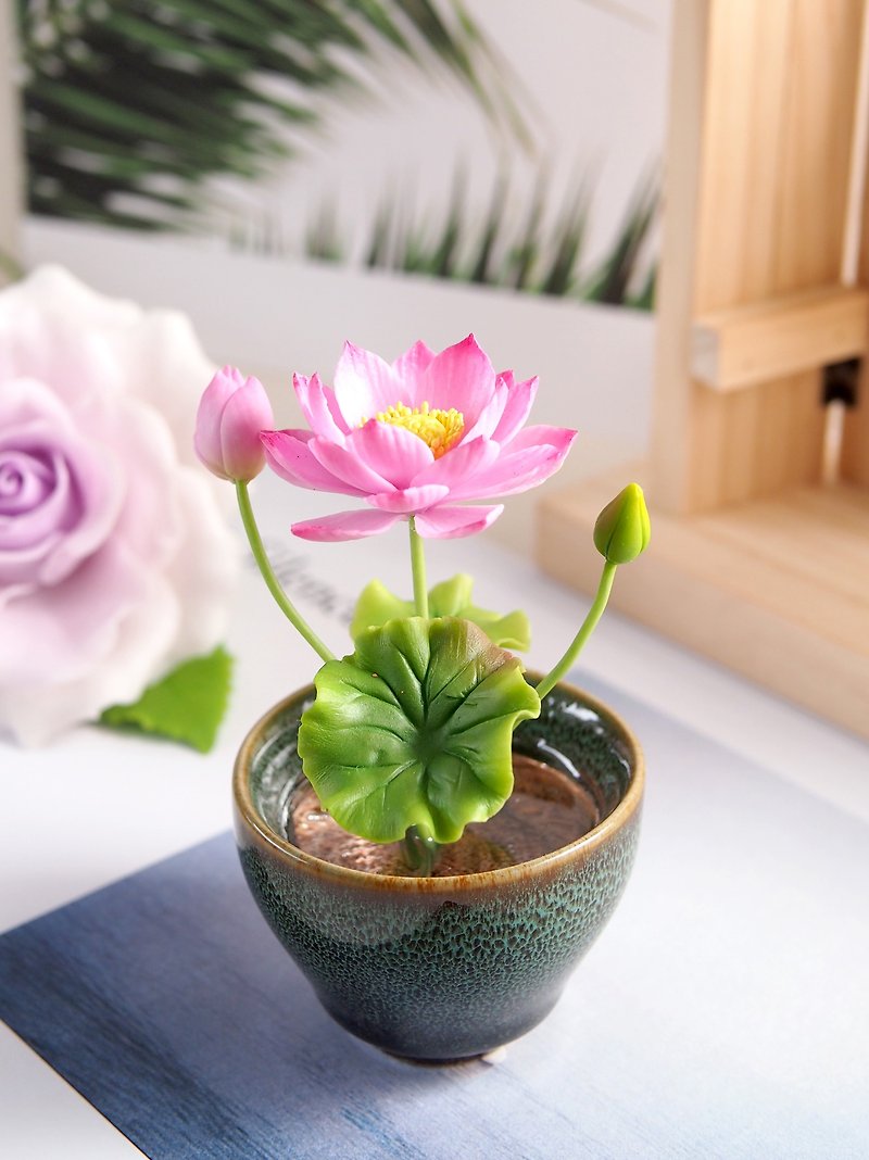 Cold Porcelain Clay/Clay Floral Art - Small Potted Lotus Flower/Gift - ตกแต่งต้นไม้ - ดินเหนียว 