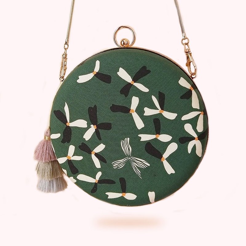 Tulip dragonfly flower golden ball flower double-sided two-color hand-held shoulder back portable three-style small round bag gift mouth gold bag - Messenger Bags & Sling Bags - Cotton & Hemp Green