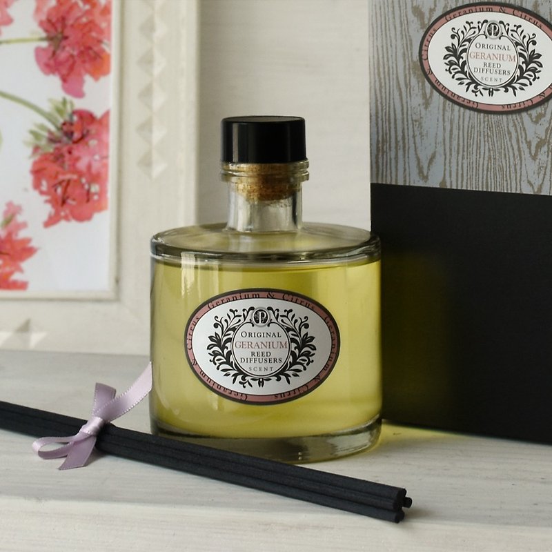 Elegant floral fragrance │ Geranium Garden Home Essential Oil Expansion Bamboo│150ml│240ml - Fragrances - Essential Oils Pink