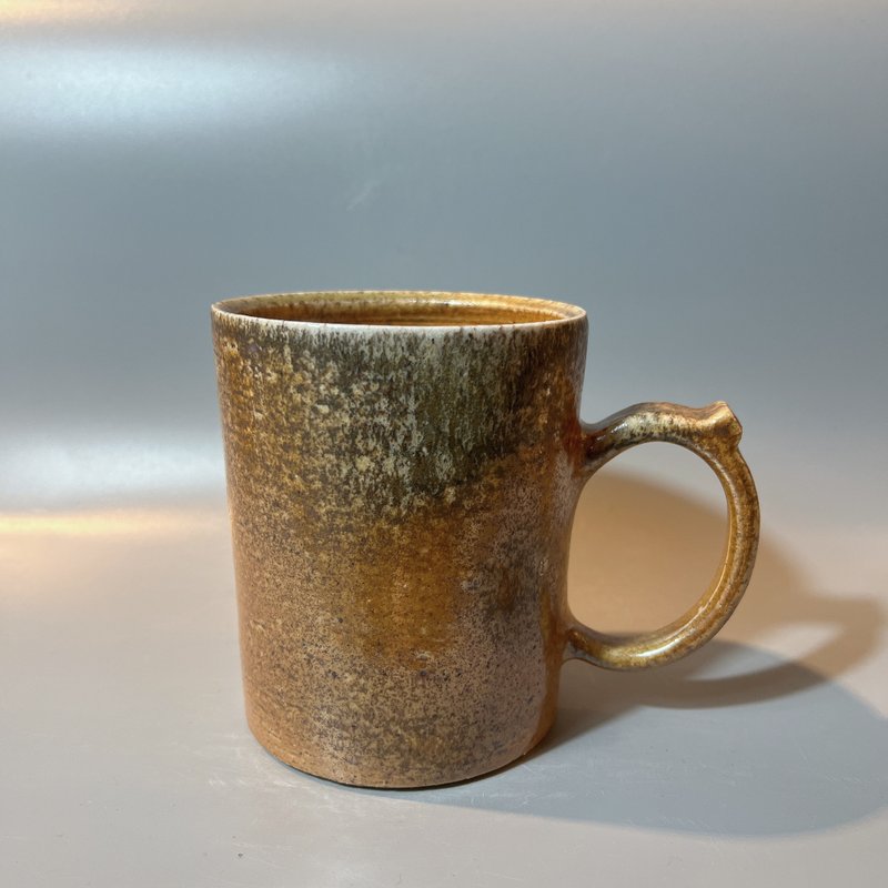 柴燒600cc白陶超大馬克杯 / 啤酒杯 / 小平凡手作 - 茶壺/茶杯/茶具 - 陶 