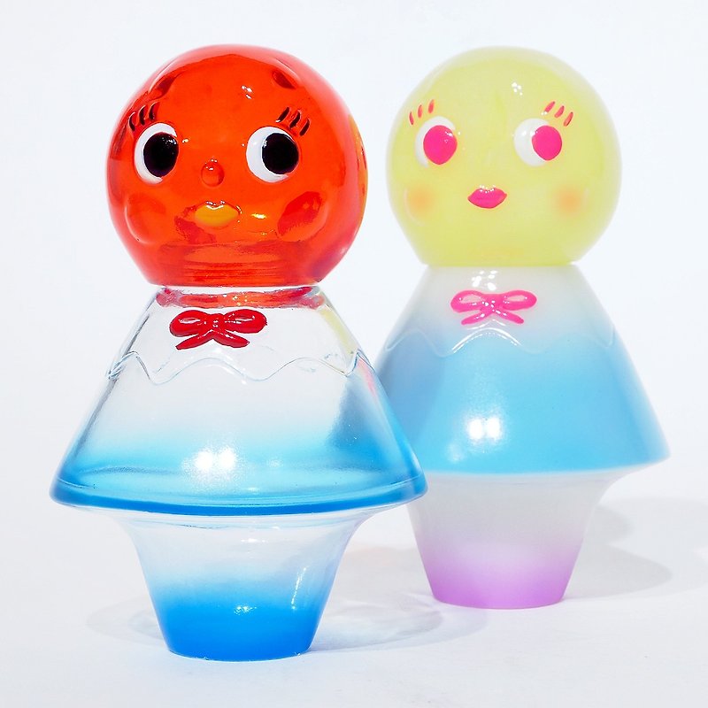 Pinkoi x LeeeeeeToy 富士珊子 傳統油爐搪膠玩具人偶 - 擺飾/家飾品 - 塑膠 多色