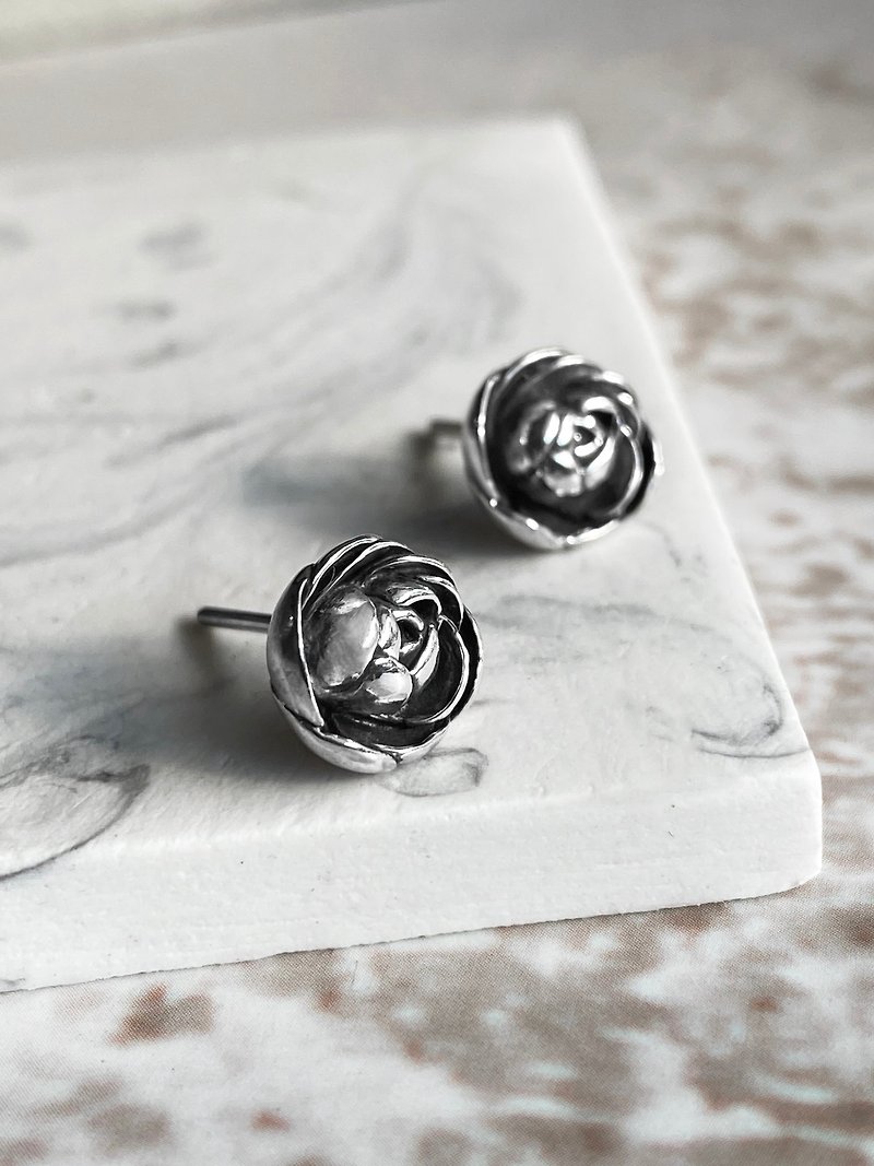 เงินแท้ ต่างหู สีเงิน - 925 Sterling Silver Camellia Earrings Bud / Flower / Vintage / Anti-allergy