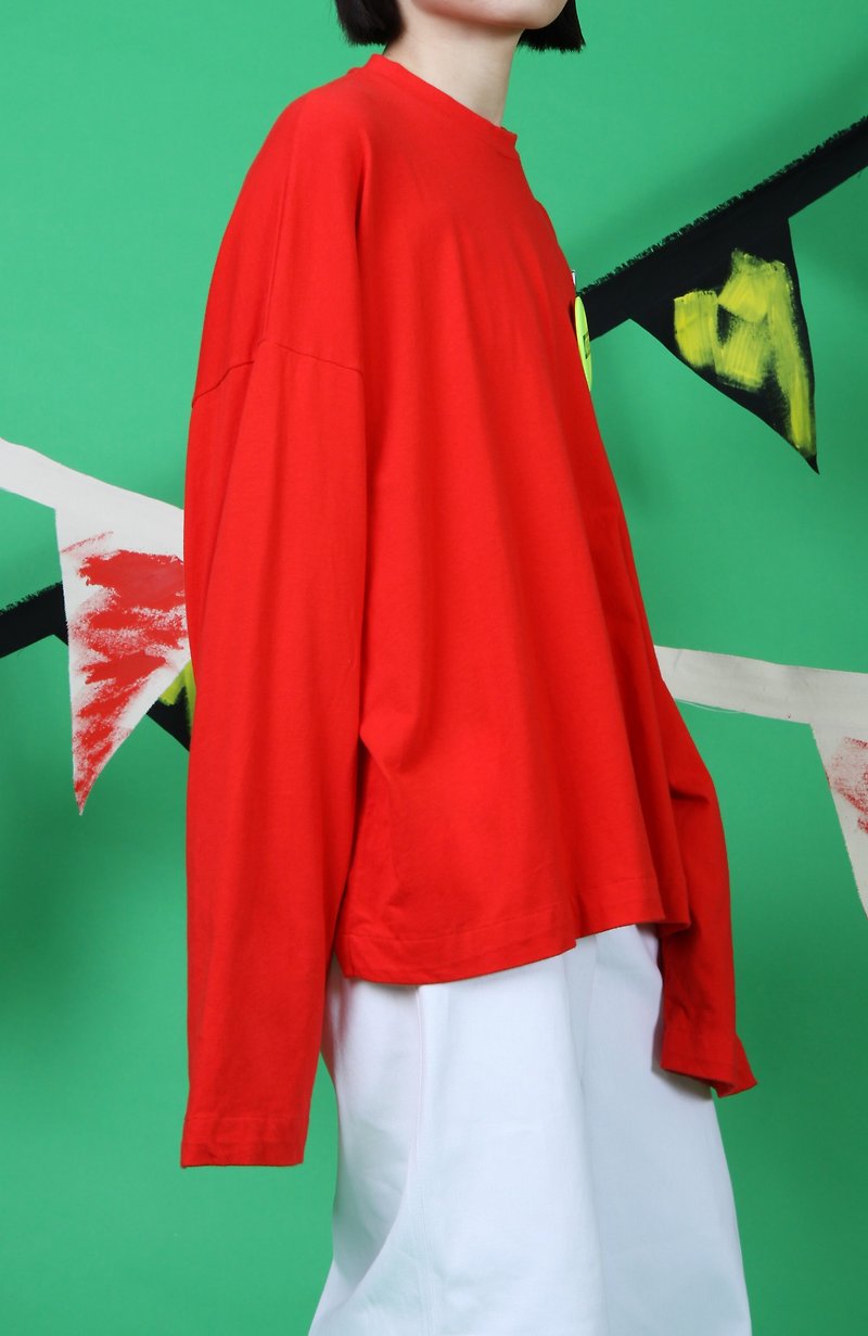 ARTERY LOGO OVERSIZED LONG SLEEVE T-SHIRT - Red - เสื้อยืดผู้หญิง - ผ้าฝ้าย/ผ้าลินิน สีแดง