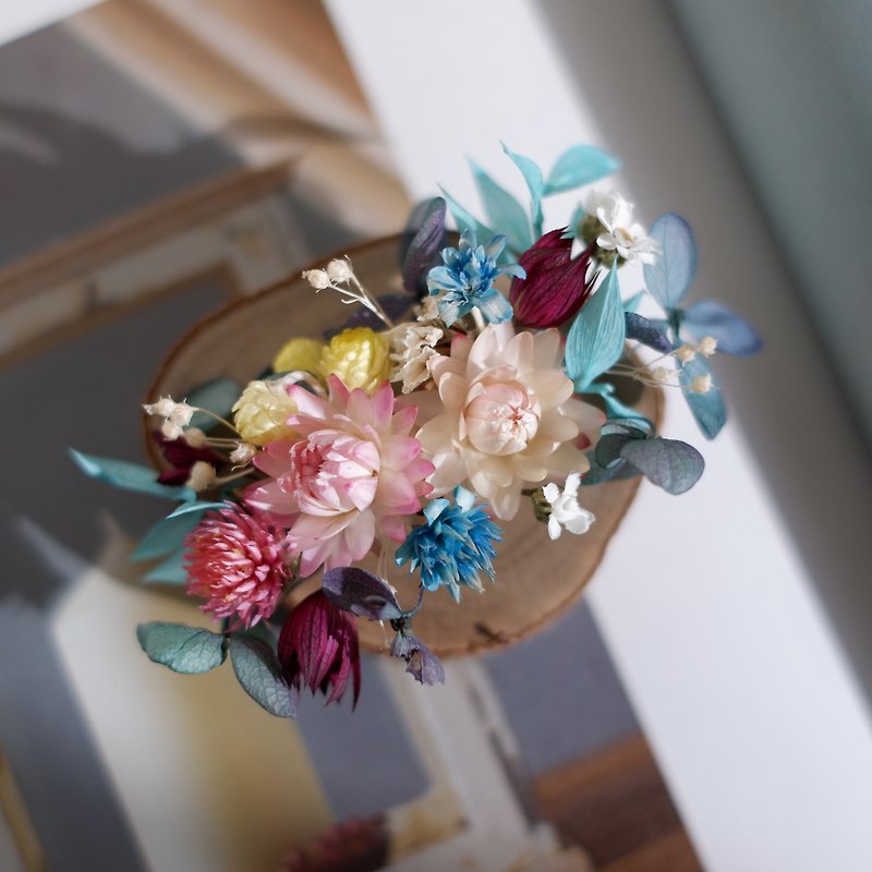 Pill Blue Dry Flower Frozen Hydrangea Hairpin Spring Clip Hair Ornament Wedding Ceremony Gift Gift Bridal Bridesmaid Wedding Wedding Wedding Dress - เครื่องประดับผม - พืช/ดอกไม้ หลากหลายสี