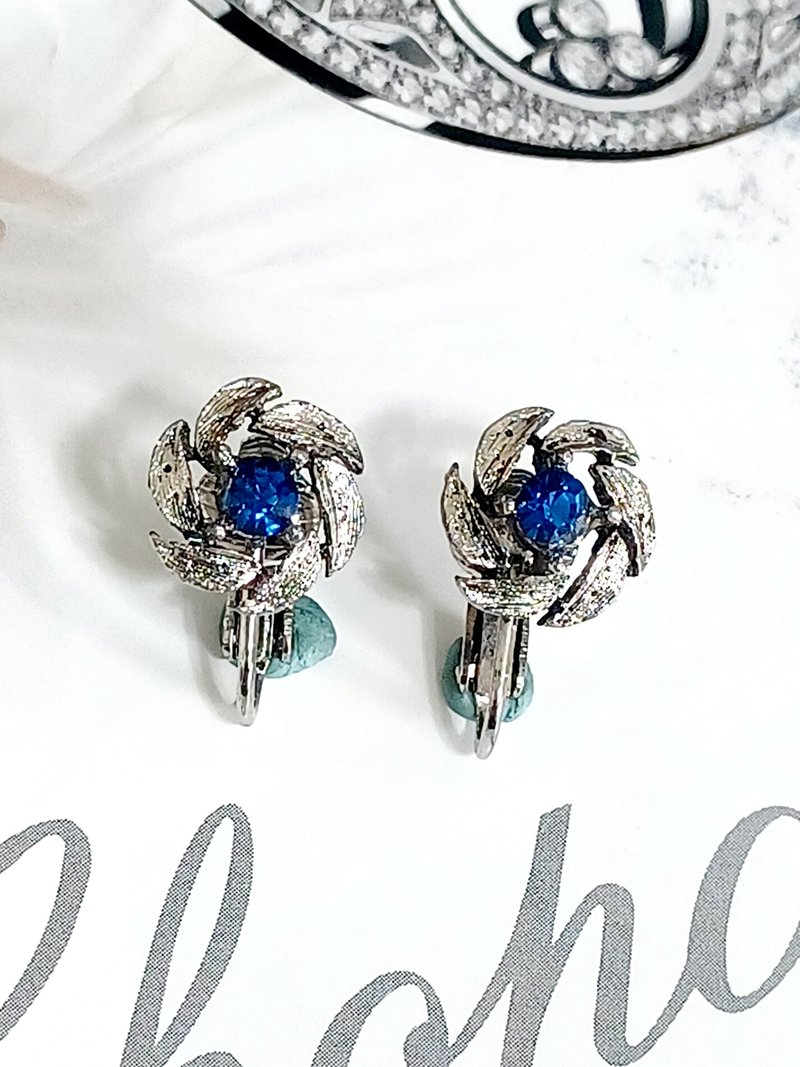 vintage jewelry  典雅萊茵小花 夾式耳環 - 耳環/耳夾/耳骨夾 - 其他金屬 