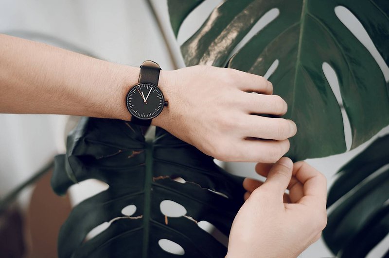 N.IX Watches - The Doppio / Black Leather strap - Men's & Unisex Watches - Genuine Leather Black