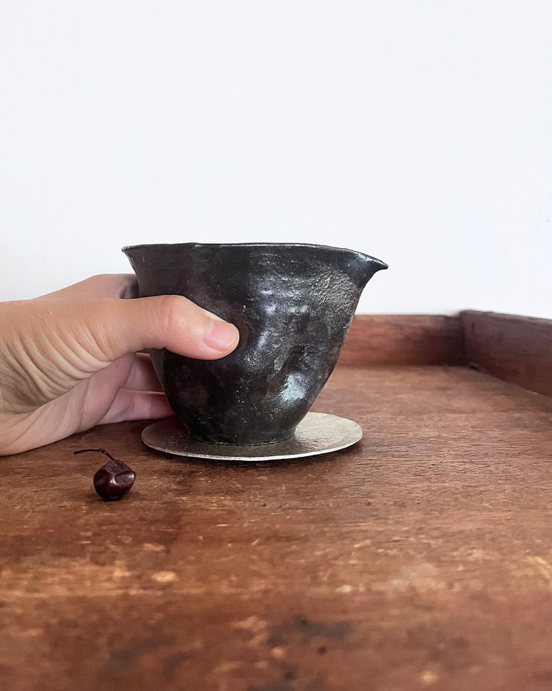 凹凸 茶海 公道杯 一九零 | 陶器皿 - 茶壺/茶杯/茶具 - 陶 黑色