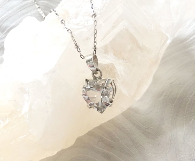 ペンダントトップ 透明なハート〈Transparent Heart〉☆ヒーリング