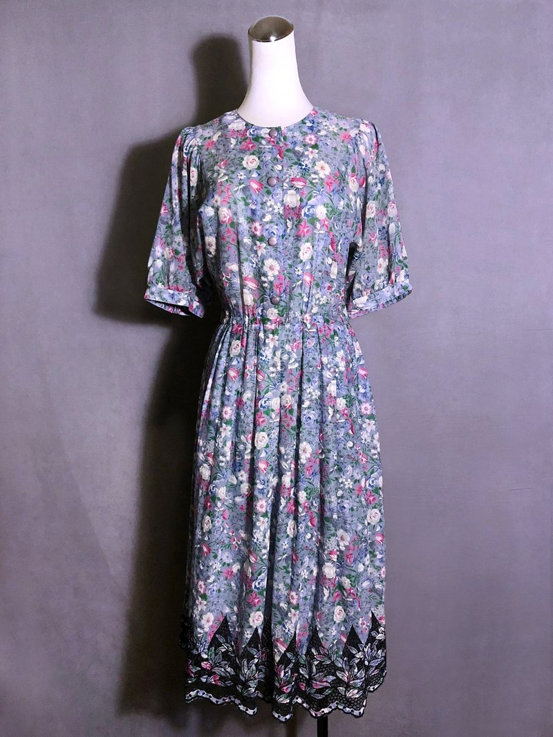 Flower embroidery short-sleeved light antique dress / bring back VINTAGE abroad - ชุดเดรส - เส้นใยสังเคราะห์ สีน้ำเงิน