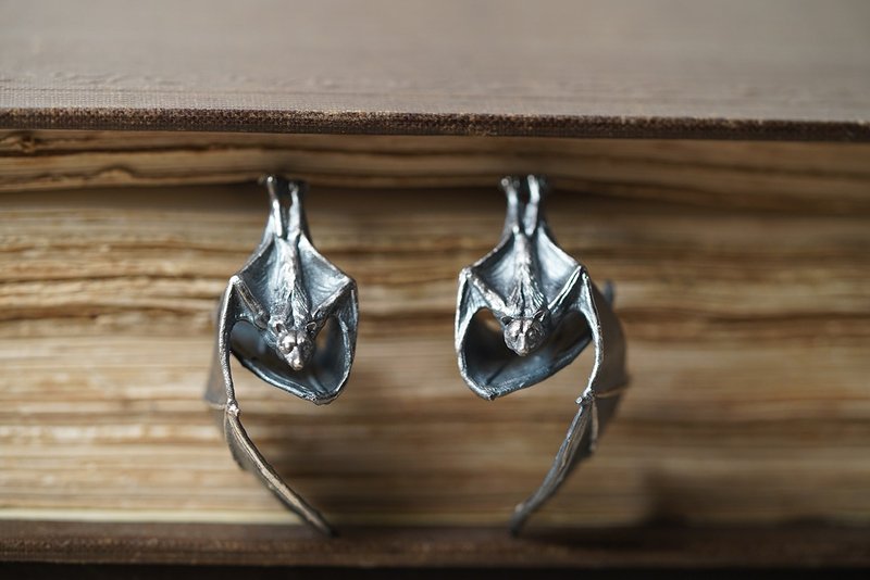 925 Silver Bat Earrings - ต่างหู - เงินแท้ สีเงิน