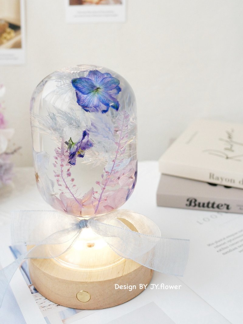 Floating Flower Crystal Ball Night Light [Illusion] Birthday Gift/Bridesmaid Gift/Anniversary/Exchange of Gifts/Christmas - Items for Display - Plants & Flowers Purple