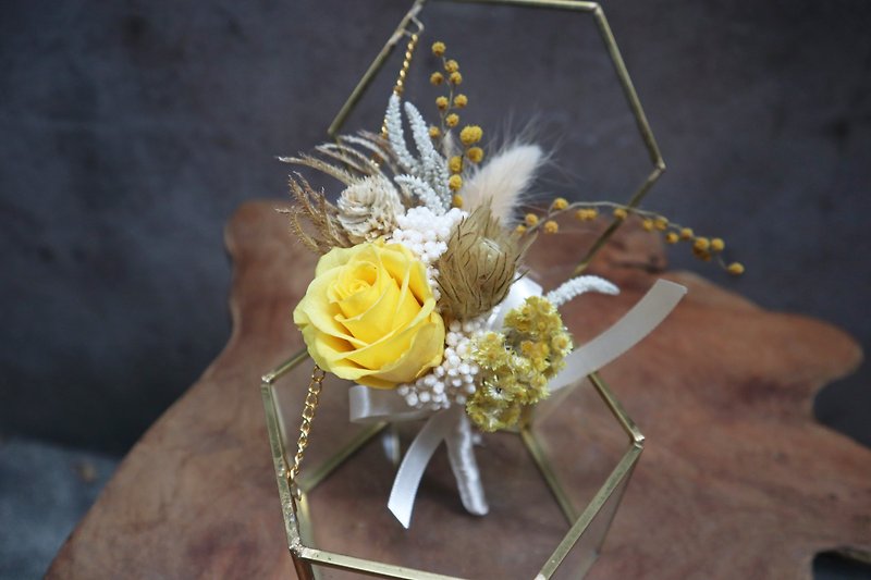 Corsage | Everlasting rose corsage yellow and white color - Other - Plants & Flowers Yellow