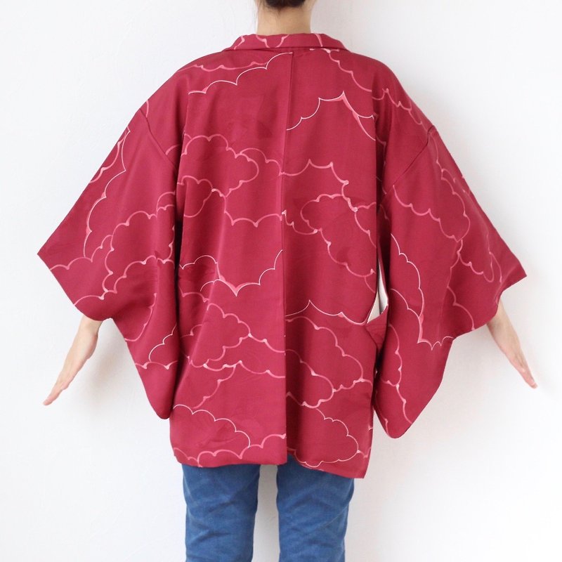 cloud kimono, Vintage haori, Unique clothing, Kimono haori, Haori kimono /3481 - 外套/大衣 - 絲．絹 紅色
