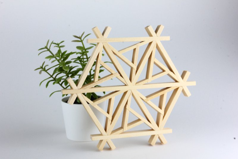 Flower window DIY experience package - wooden window flower coaster - diamond pattern / symbolizes rotation and change of luck - Wood, Bamboo & Paper - Wood Gold