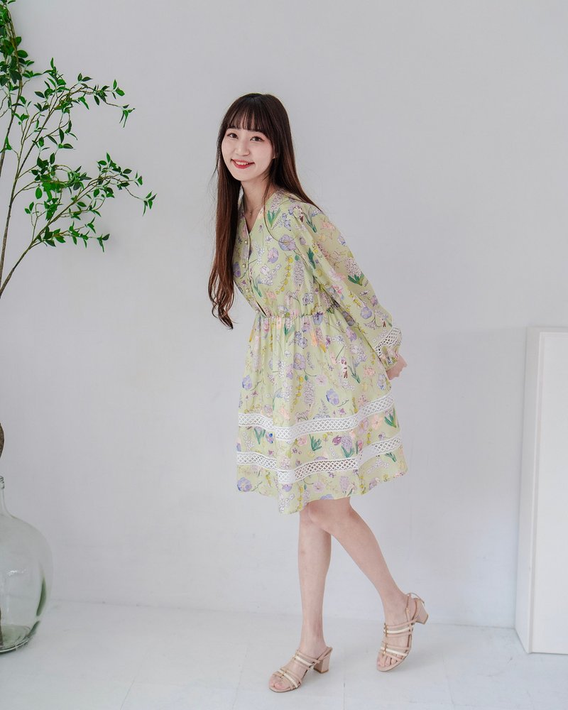 [London, UK] Flower Window Lace Elastic Band Long Sleeve Small Dress Garden Charlotte - ชุดเดรส - ผ้าฝ้าย/ผ้าลินิน สีเขียว