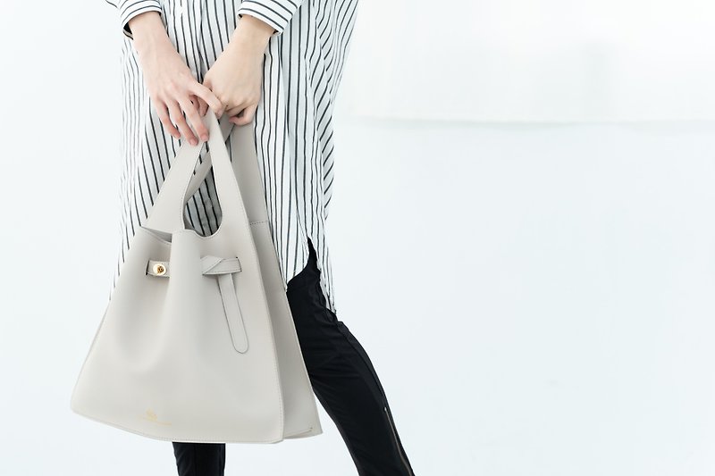 Vestket bag 背心提袋水桶包 - Beige米色 - 手提包/手提袋 - 人造皮革 白色