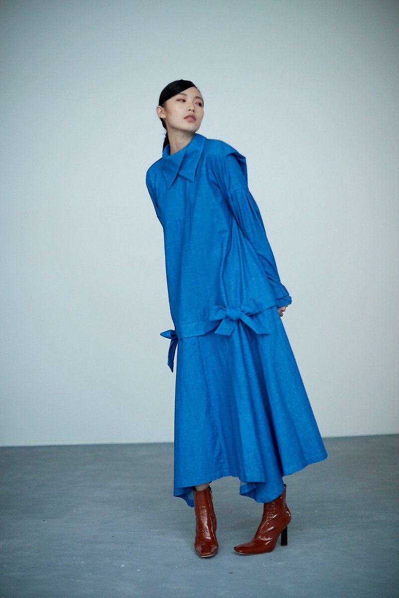 Multi-bow concept dress - ชุดเดรส - ผ้าฝ้าย/ผ้าลินิน สีน้ำเงิน