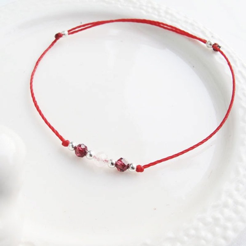 Big staff Taipa [manual silver] purple garnet × powder crystal × cutting beads ultra-fine wax rope bracelet - สร้อยข้อมือ - เครื่องประดับพลอย สีแดง