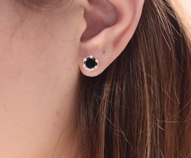 14K 六角形ブラックオニキス ビーズ イヤリング (シングル) 耳の