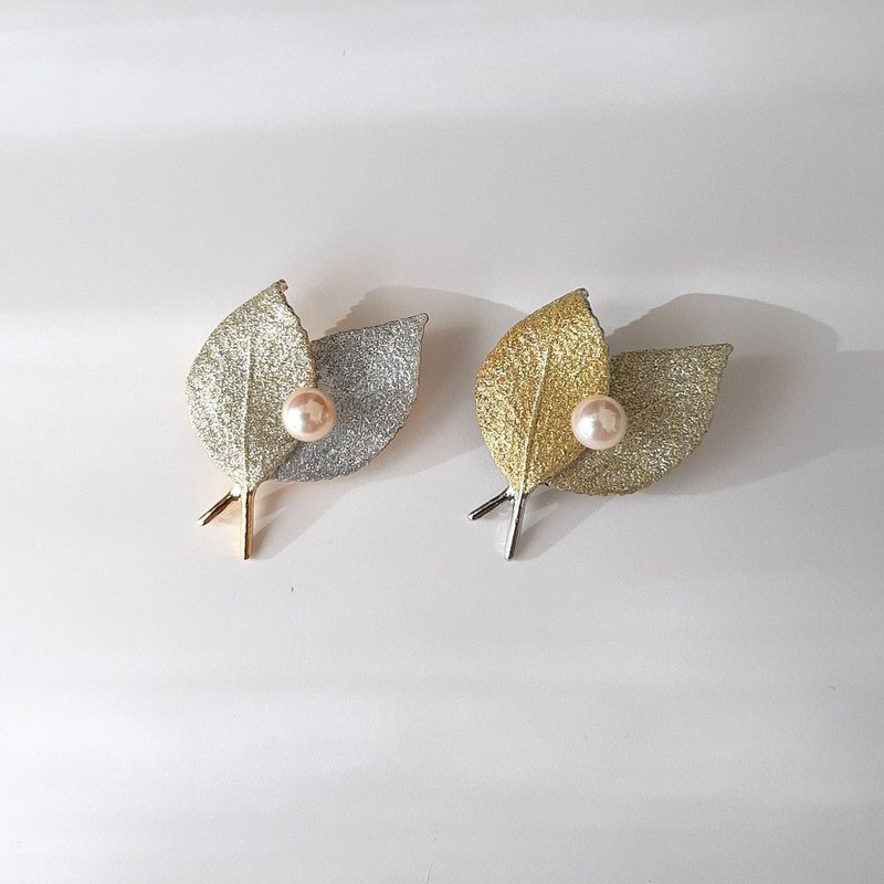 Leaf brooch Akoya pearl Pearl Akoya pearl Pearl brooch pearl brooch pearl brooch pearl brooch pearl brooch pearl brooch - เข็มกลัด - ไข่มุก 