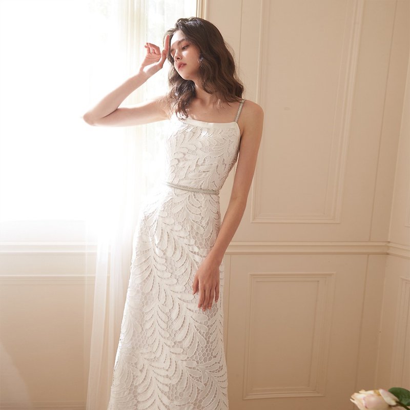 (Customized) Lena elegant rhythmic embroidered long dress dress