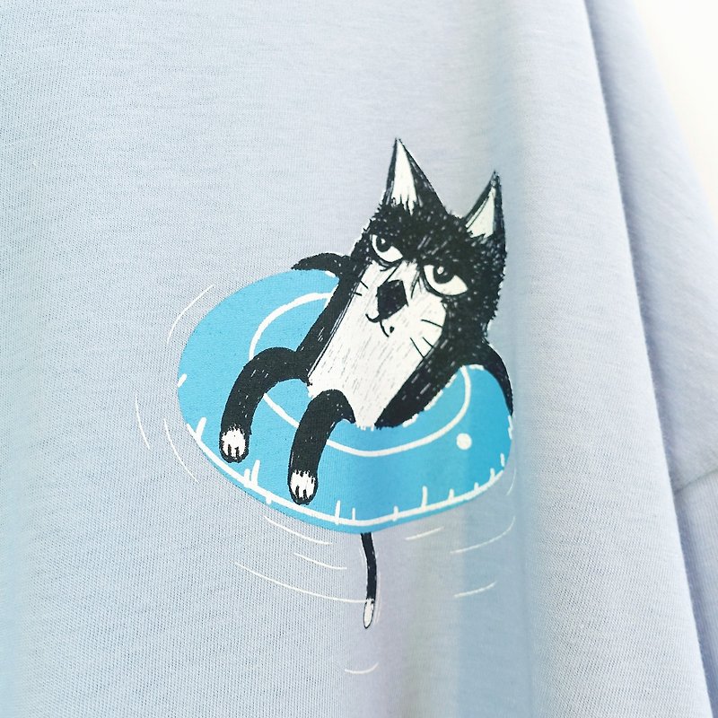 Urb. [Swimming Cat] Short front and long back stitching clothes