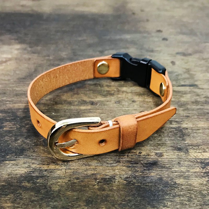 Italian leather tanned leather association original leather color child / comet collar - Collars & Leashes - Genuine Leather Khaki
