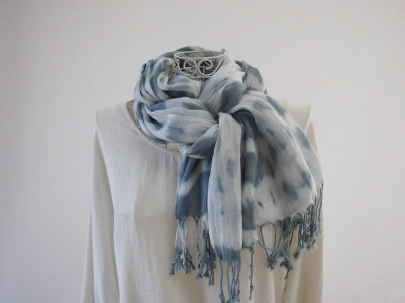 Indigo dyeing x Bengala dyeing, gray that feels the sea, tie dyeing, large format, cotton, long stole