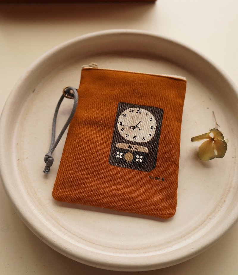 Hand-painted vintage clock coin bag - กระเป๋าใส่เหรียญ - ผ้าฝ้าย/ผ้าลินิน สีส้ม