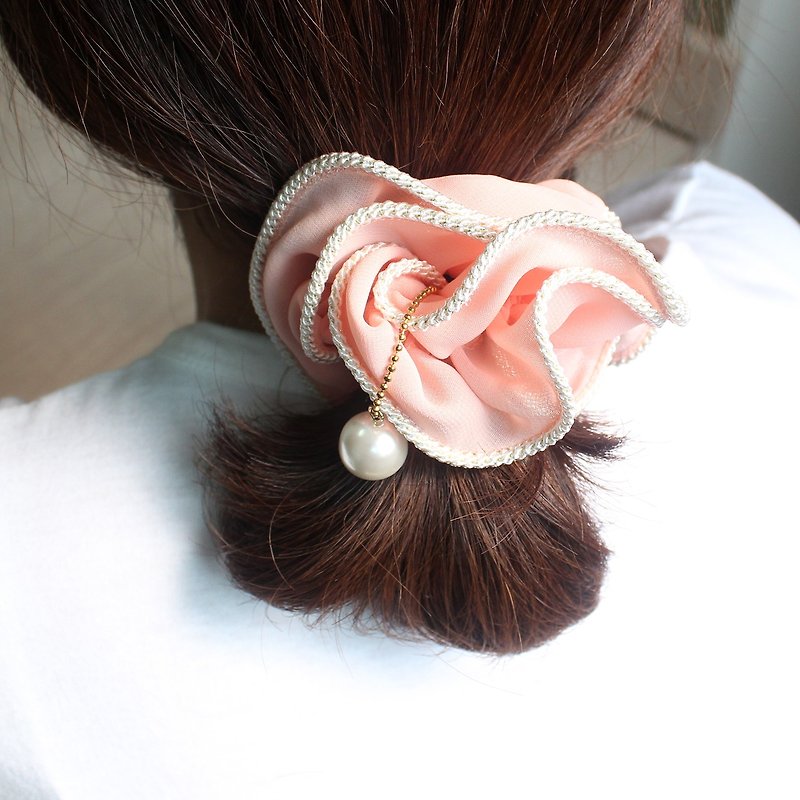 Pink Chiffon pearl Romantic  floral scrunchie hair scrunchie,shushu,Hair Tie - 髮飾 - 聚酯纖維 粉紅色