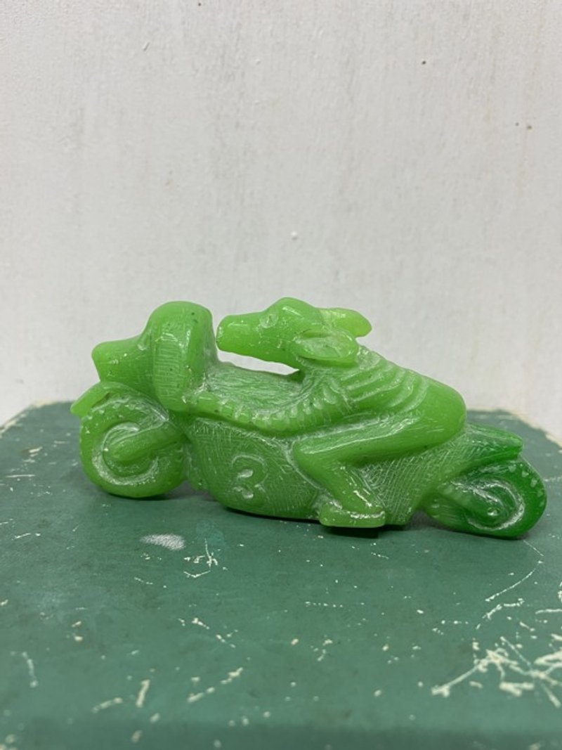 Pinkoi 代購 -  跳躍騎士 - 擺飾/家飾品 - 塑膠 