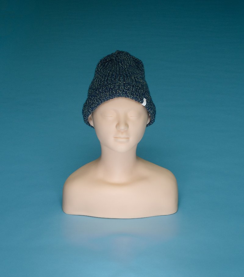 Frivolous - Cyan LT06 Hand woven wool cap - หมวก - ขนแกะ สีน้ำเงิน
