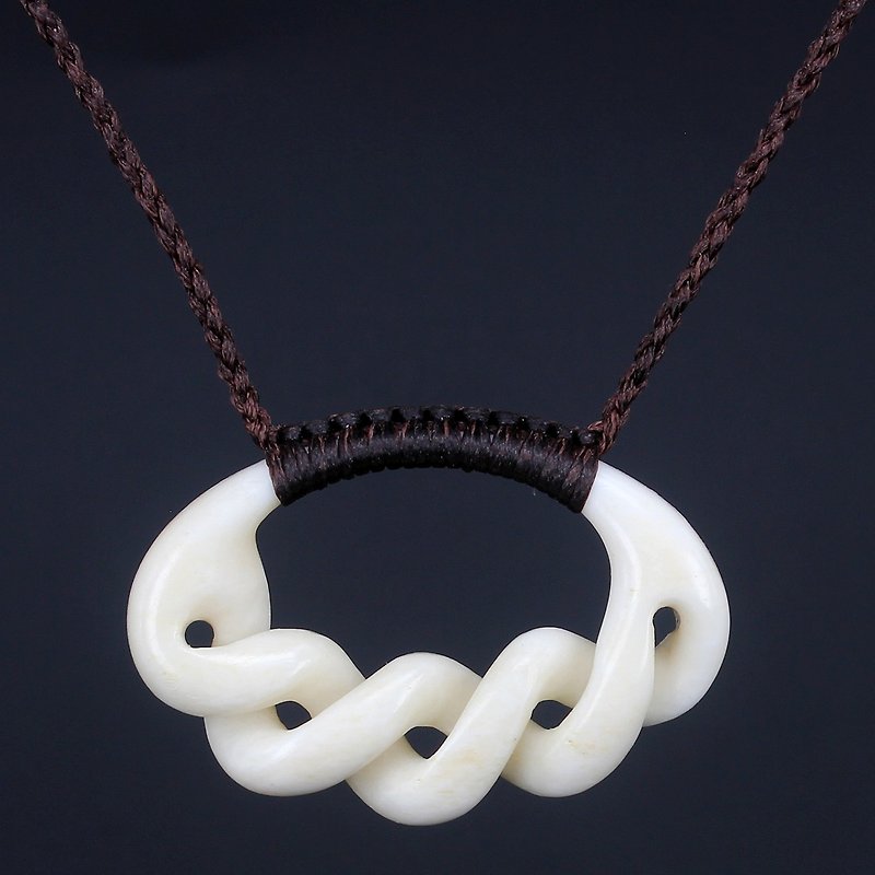 Original Maori Tribal Pendant Fashion Elegant Temperament Unlimited Symbol Serpentine Surround Necklace Jewelry Gift