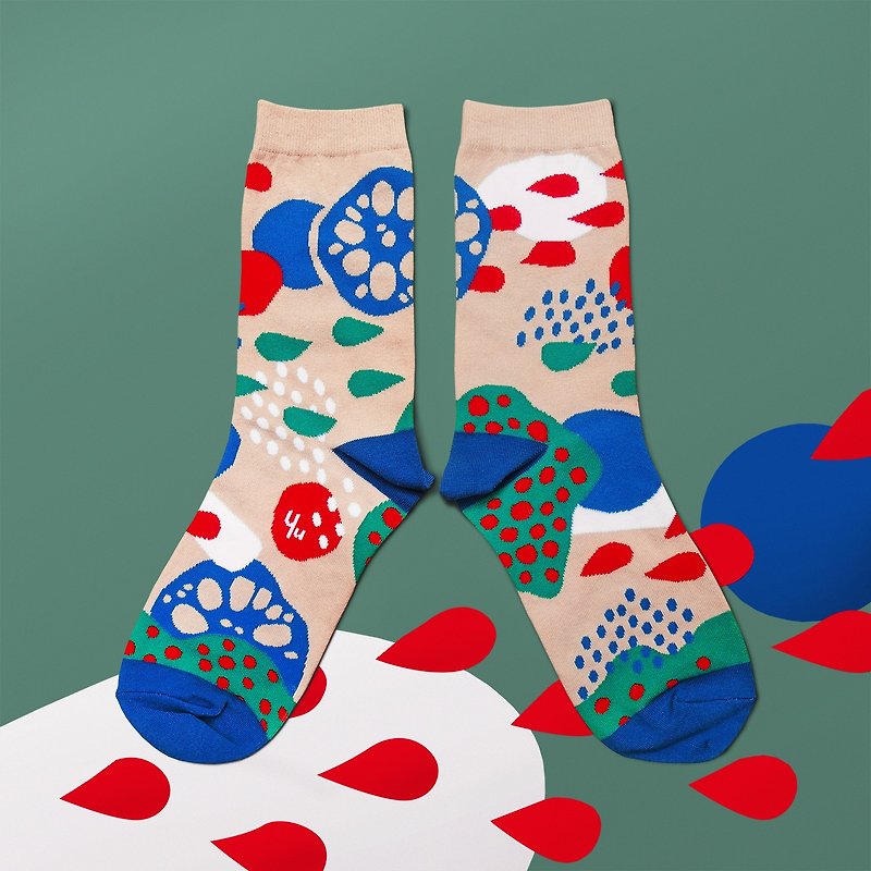 Pond Beige Unisex Crew Socks | mens socks | womens socks | colorful fun socks - ถุงเท้า - ผ้าฝ้าย/ผ้าลินิน สึชมพู