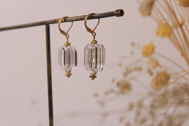 Earrings Clip-On/ Transparent Series/ Crystal Lanterns/ Glazed Glass Transparent - ต่างหู - แก้ว สีใส