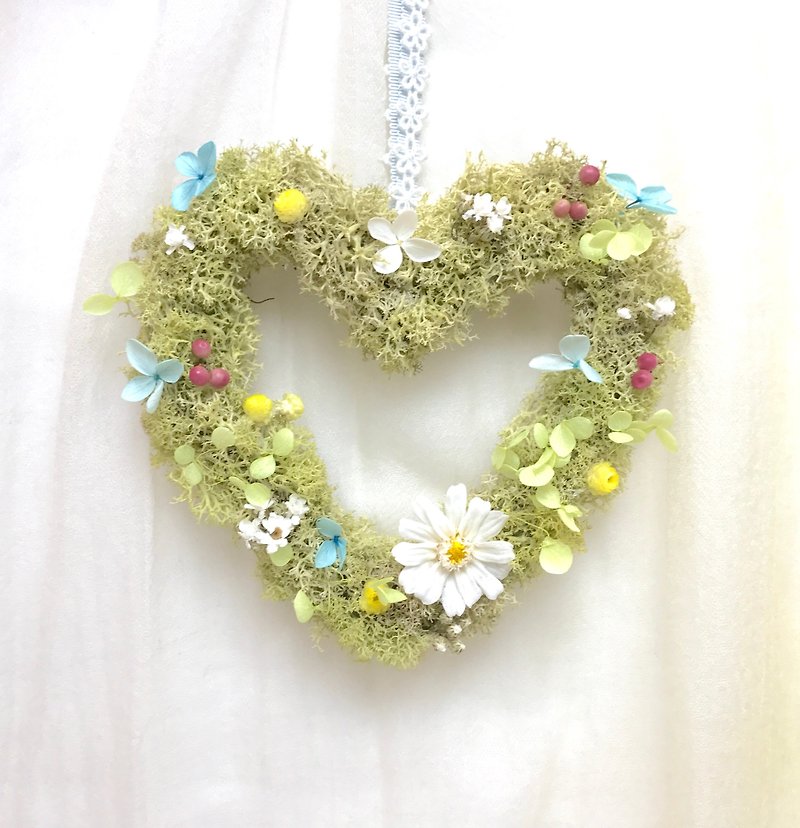 Christmas wreath - green heart-shaped wreath - ของวางตกแต่ง - พืช/ดอกไม้ สีเขียว