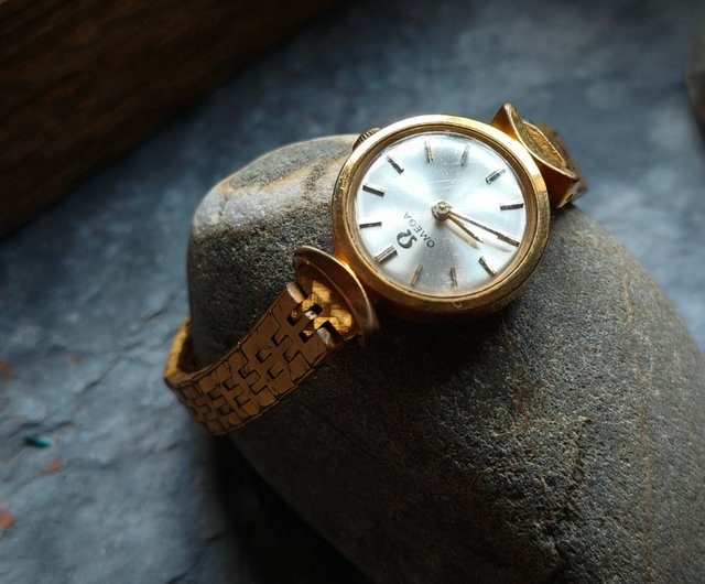オメガアンティークウォッチ手巻き 14k ゴールド 希少なオメガゴールドアンティークウォッチ機械式腕時計 - ショップ