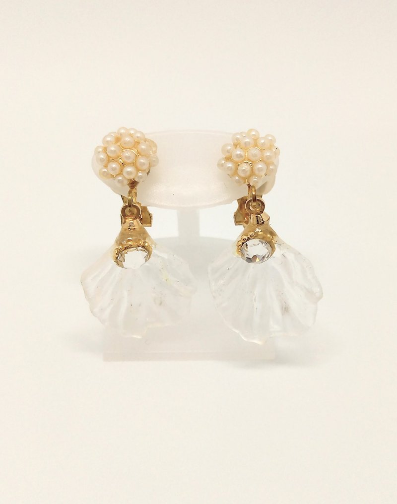 Flower clip on earrings Free shipping Handmade With box For gift - Earrings & Clip-ons - Plastic Transparent