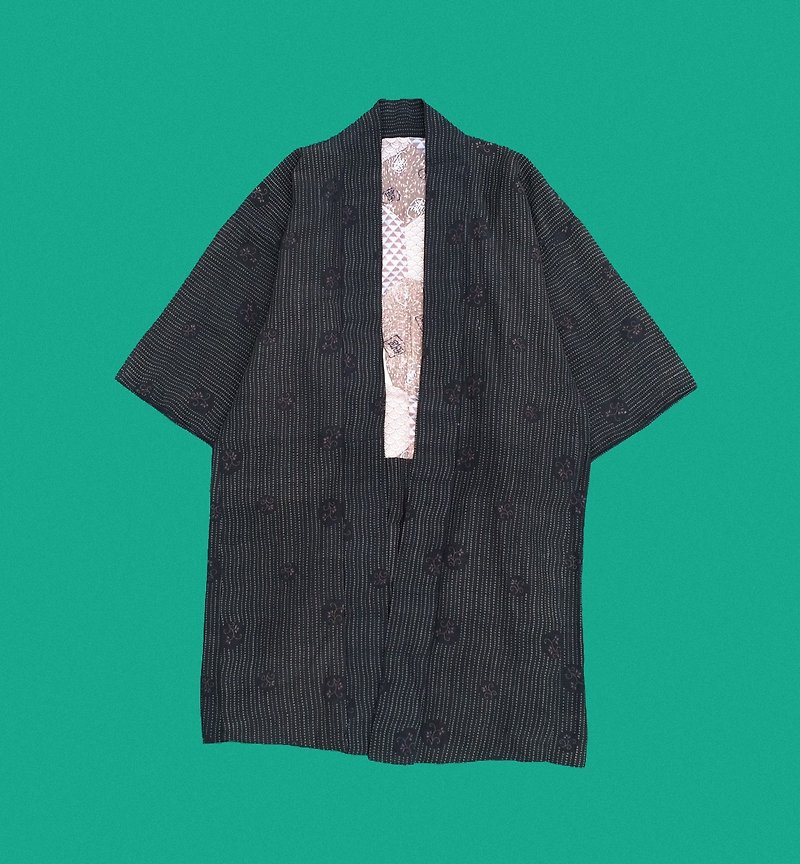 Ancient Cave firm │ brown plant lines KIMONO│ vintage kimono