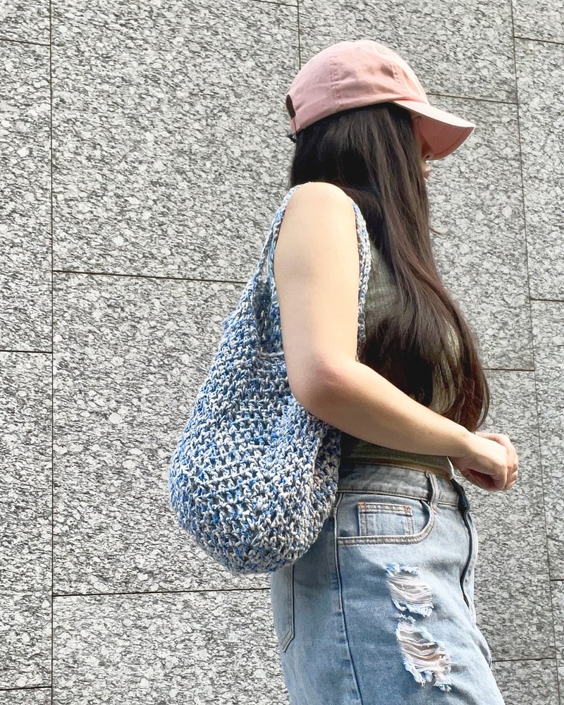 Ziwusuo-Blue and white porcelain blue and white cave shopping bag large capacity/shoulder bag/hand-woven bag/pure cotton - กระเป๋าถือ - ผ้าฝ้าย/ผ้าลินิน 