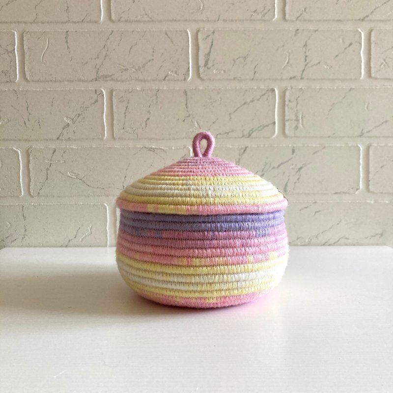 Mini storage basket with lid 12.5 cm x 11 cm - 居家收納/收納盒/儲物盒 - 棉．麻 粉紅色