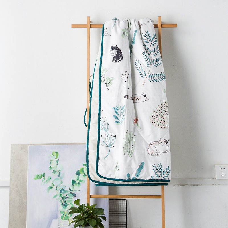 Grass 喵 original hand-painted cat air conditioning thin quilt blanket to increase double children's room home bedding - Blankets & Throws - Cotton & Hemp White