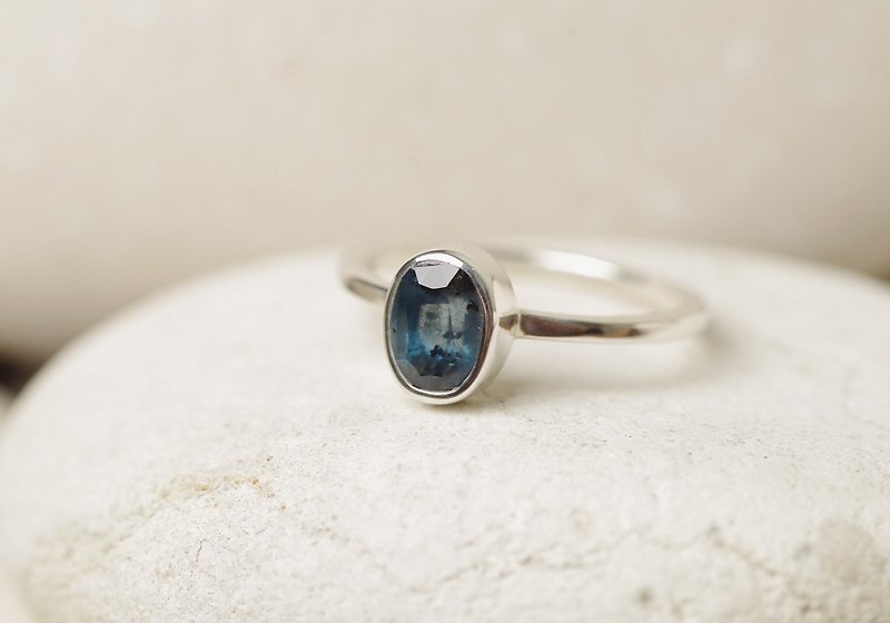 Kyanite Silver Ring - แหวนทั่วไป - เครื่องเพชรพลอย สีน้ำเงิน
