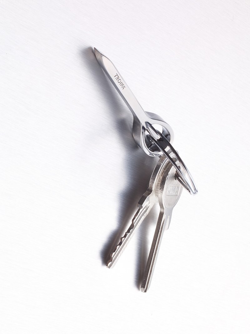 Keyring wedge-shaped tool for easy changing keys SPLIT IT - Keychains - Other Metals Silver