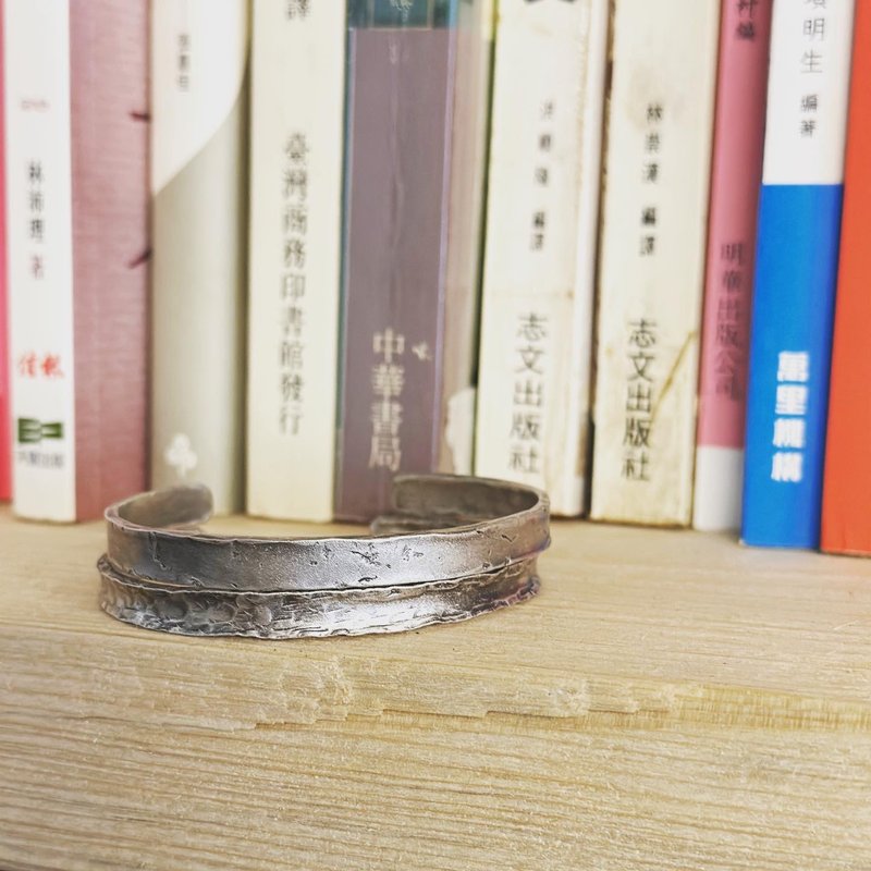 手工純銀紋路手鈪手鐲 - 手鍊/手環 - 純銀 銀色