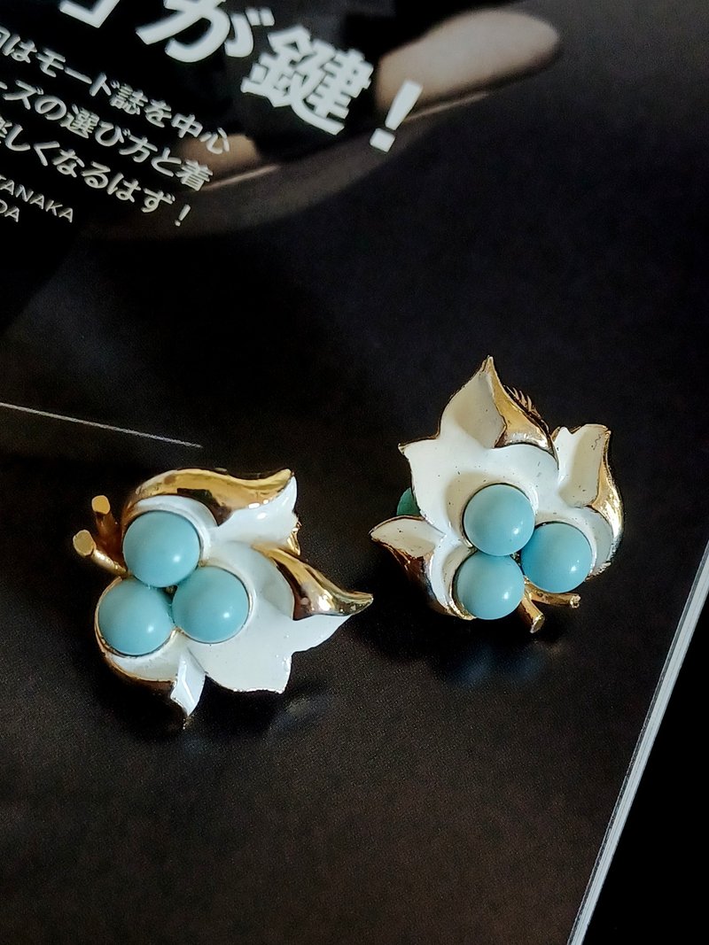 vintage jewelry SARAH COV Placid Beauty 系列 夾式耳環 - 耳環/耳夾/耳骨夾 - 其他金屬 